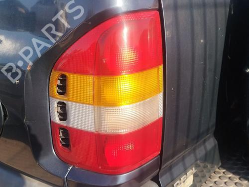 Used Left taillight OPEL FRONTERA B (U99) 2.2 DTI (6B_ZC, 6B_VF, 6B_66, 6B_76) (116 hp) 31853085