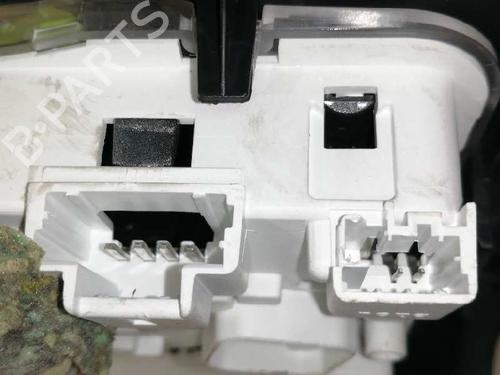 Interior roof light PEUGEOT 3008 II SUV (MC_, MR_, MJ_, M4_) 1.6 THP 165 (M45GYW, M45GZW, M45GYV) | BP7407748I8