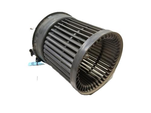 Used Heater blower motor NISSAN QASHQAI II SUV (J11, J11_) 1.2 DIG-T (115 hp) 17577103