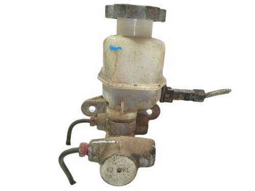 Brake master cylinder HYUNDAI ACCENT II Saloon (LC)  | BP11808939M77 