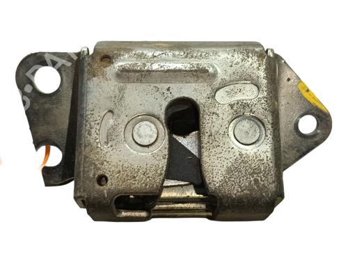 Bagklap lås Bagklap lås TOYOTA YARIS (_P1_) 1.4 D-4D (NLP10_, NLP10R) (75 hp) 34364859 34364859