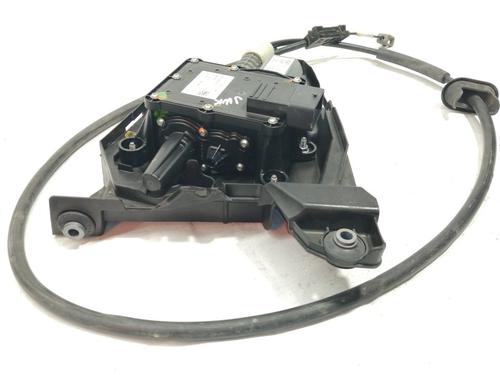 Electric handbrake CITROËN C4 Picasso I MPV (UD_) 6880658 | B-Parts