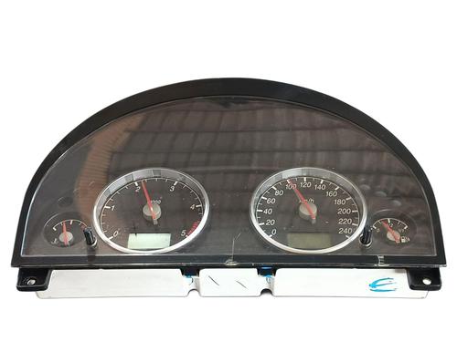 Used Instrument cluster FORD MONDEO III (B5Y) 2.0 16V TDDi / TDCi (115 hp) 26025760