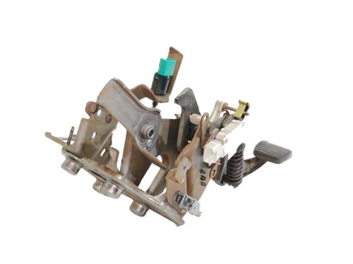 Clutch pedal CITROËN C4 Grand Picasso I (UA_)  | BP10513757I13 