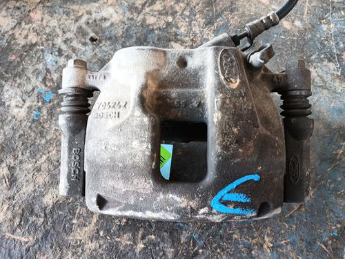 Used Left front brake caliper FORD TRANSIT Platform/Chassis (FM_ _, FN_ _, FF_ _) 2.4 TDCi RWD (100 hp) 26552595