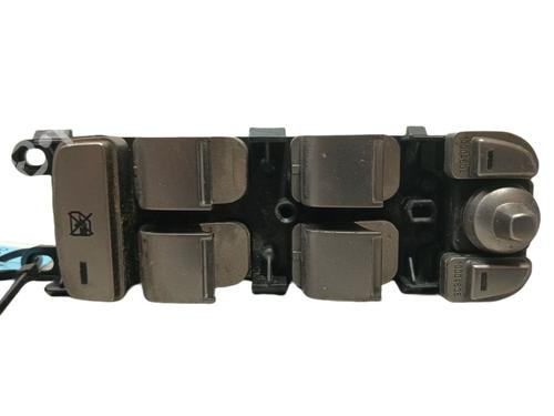 Raamschakelaar links voor JAGUAR XF I (X250) 2.7 D (207 hp) 18242310