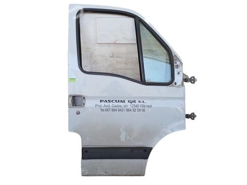 Right front door RENAULT MASTER II Van (FD) 2.5 dCi 7751474637