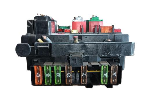Boîte à Fusibles PEUGEOT 307 (3A/C) 2.0 HDi 90 (90 hp) 30566387