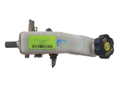 Used Brake master cylinder Brake master cylinder 32026077 32026077