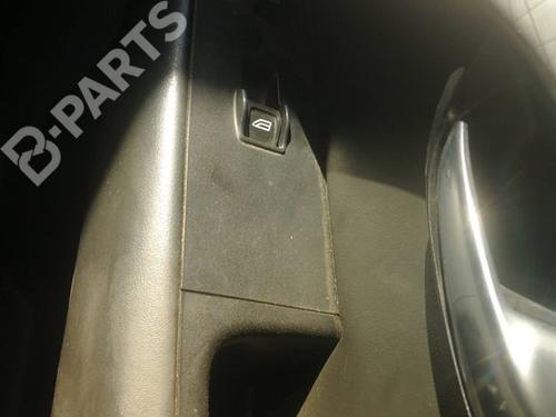 Used Right front window switch Right front window switch VOLVO XC70 II (136) D5 AWD (185 hp) 9158756 9158756