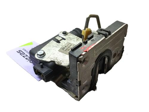 rear-left-lock-dacia-sandero-2008-38556946 main image