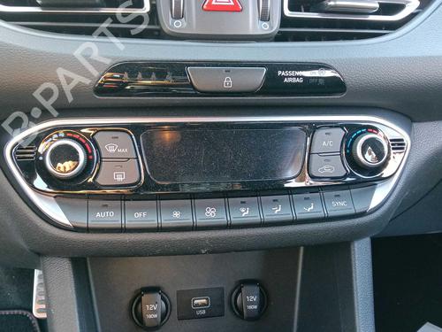 climate-control-hyundai-i30-pde-pd-pden-2016-39684012 main image