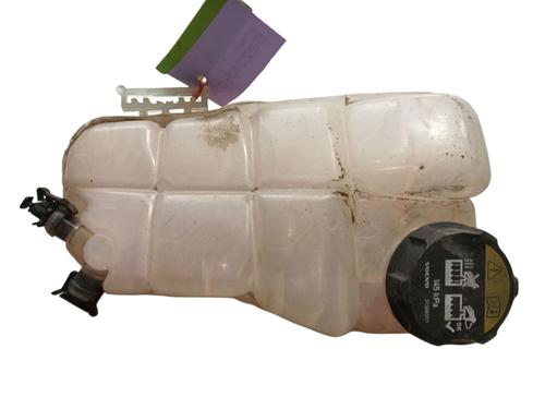 expansion-tank-volvo-v40-hatchback-525-2012-2013-2014-2015-2016-2017-2018-2019-32301403 main image