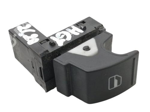 Used Right front window switch Right front window switch VW GOLF VI (5K1) 1.6 TDI (105 hp) 10518670 10518670