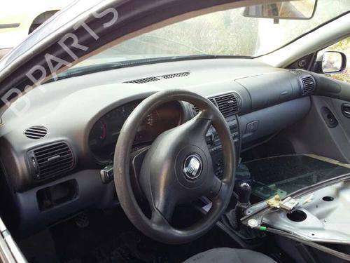 Right front window motor SEAT LEON (1M1) 1.9 TDI | BP5359536E20 