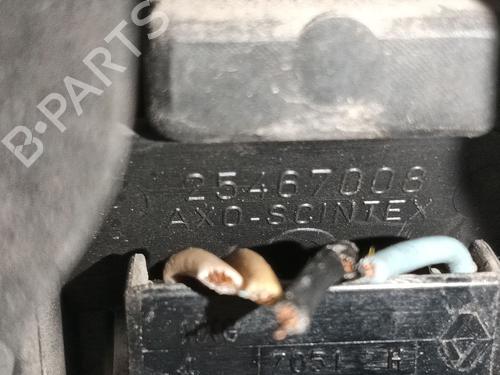 Left taillight NISSAN PRIMASTAR Van (X83) | BP30103381C34