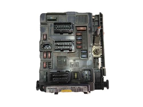 Used Fuse box Fuse box 36807768 36807768