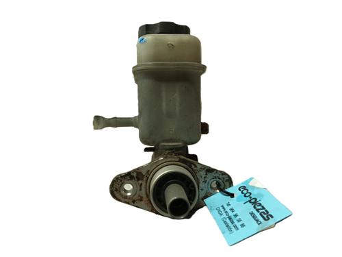 Brake master cylinder HYUNDAI SANTA FÉ II (CM) 2.2 CRDi GLS 4x4 | BP18550995M77