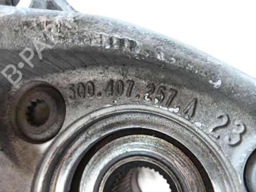 Left front steering knuckle VW TOURAN (5T1) 1.5 TSI | BP28093752M25 