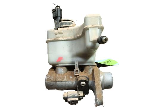 Used Brake master cylinder AUDI Q3 (8UB, 8UG) 2.0 TDI quattro (150 hp) 23496919