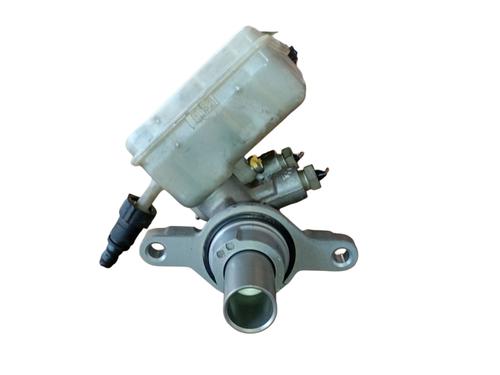 Brake master cylinder FORD FOCUS III 1.6 Ti | BP29402217M77 
