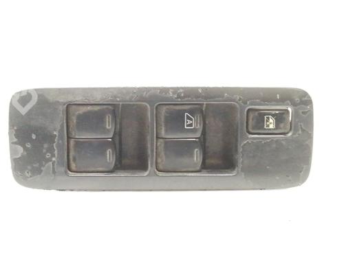 Used Left front window switch Left front window switch NISSAN QASHQAI / QASHQAI +2 I (J10, NJ10, JJ10E) 1.5 dCi (106 hp) 8846348 8846348
