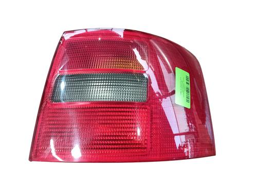 Højre baglygte AUDI ALLROAD C5 (4BH) 2.5 TDI quattro (180 hp) 30972403