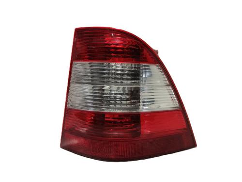 Used Right taillight MERCEDES-BENZ M-CLASS (W163) ML 400 CDI (163.128) (250 hp) 31973637