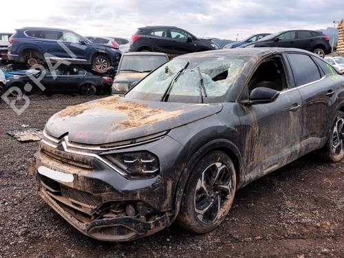 Used Parts CITROËN C4 III (BA_, BB_, BC_) 1.5 BlueHDi 130 (BBYHZB) (131 hp) 4215788