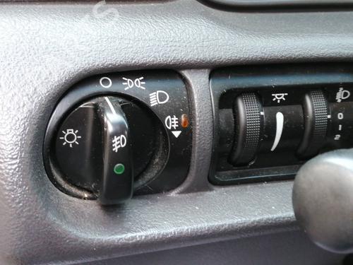 Headlight switch CHRYSLER NEW YORKER 3.5 i 24V | BP20697848I24