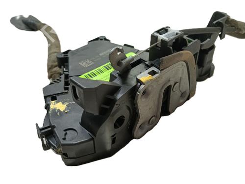 front-left-lock-renault-express-box-bodympv-2021-32172961 main image