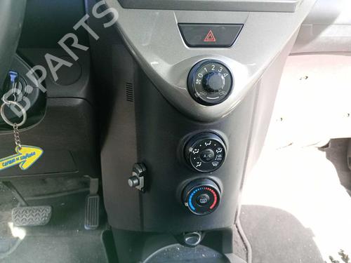 Used Climate control Climate control 38747676 38747676