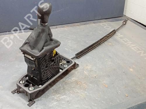 Used Gear lever SEAT ATECA (KH7, KHP) 1.5 TSI (150 hp) 24168247