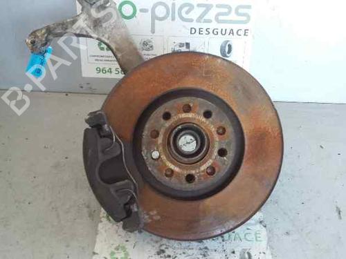 Used Right front steering knuckle AUDI A6 C5 (4B2) 2.5 TDI (155 hp) 5379663