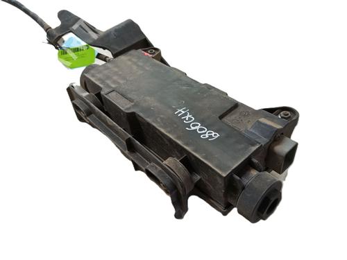 Used Electric handbrake RENAULT SCÉNIC II (JM0/1_) 1.9 dCi (JM0G, JM12, JM1G, JM2C) (120 hp) 29147405