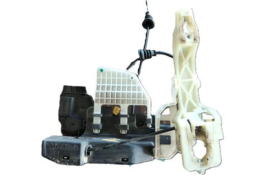 Front left lock KIA CARENS III MPV (UN) 2.0 CRDi 115 | BP30168645C98 