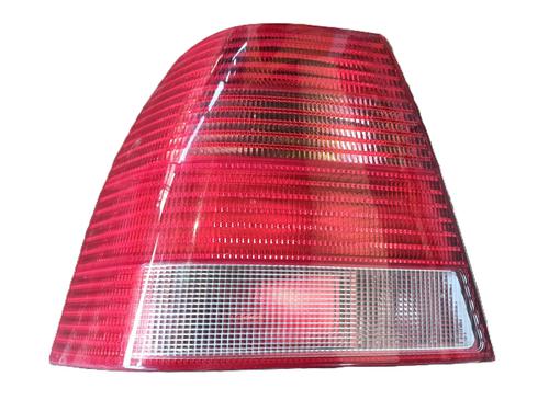 Venstre baglygte VW BORA I (1J2) 1.9 TDI (110 hp) 30078309