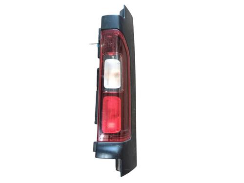 Used Right taillight RENAULT TRAFIC III Van (FG_) 1.6 dCi 90 (FGME) (90 hp) 28095060