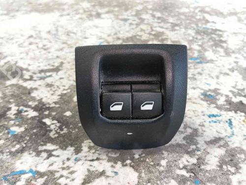 Right rear window switch CITROËN C-ELYSEE (DD_) 1.6 HDI 92 | BP37154067I28 - Image 2