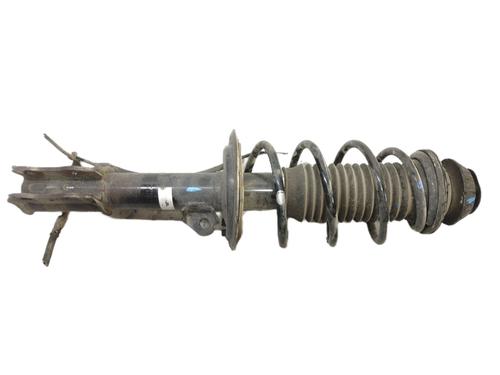 Right front shock absorber TOYOTA YARIS (_P13_) 1.0 (KSP130_, KSP130) | BP11346802M17 
