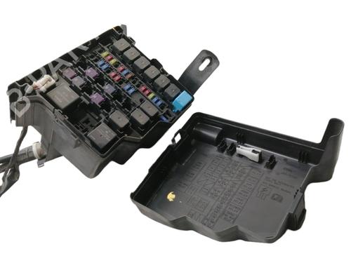 Used Fuse box MAZDA 2 (DE_, DH_) [2007-2015]  11385401