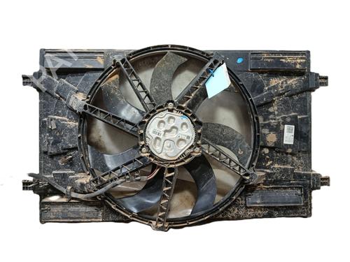 Used Radiator fan VW TOURAN (5T1) 1.5 TSI (150 hp) 30412101