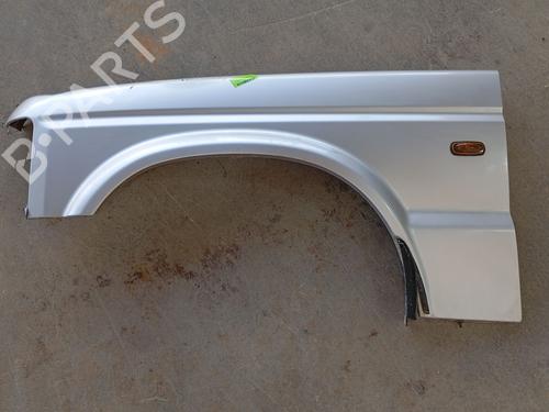Used Left front fenders LAND ROVER DISCOVERY II (L318) [1998-2004]  32391976