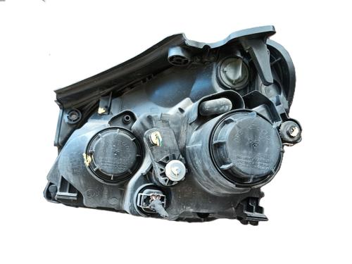 Right headlight KIA CARENS III MPV (UN) 2.0 CRDi 115 | BP30168648C29 