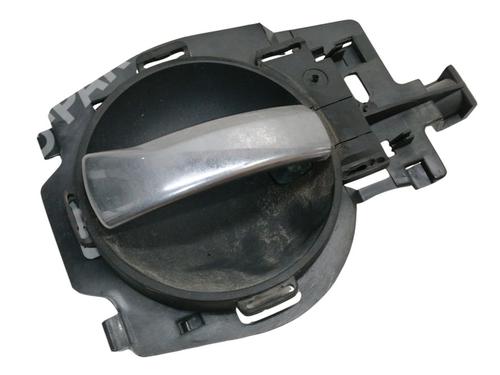 Used Front right interior door handle Front right interior door handle CITROËN C3 Pluriel (HB_) 1.4 Hybrid (73 hp) 10007061 10007061
