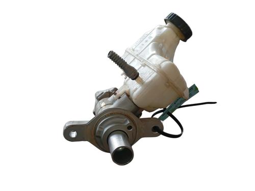 Brake master cylinder RENAULT MEGANE IV Hatchback (B9A/M/N_) 1.3 TCe 140 (B9NB) | BP29308173M77 