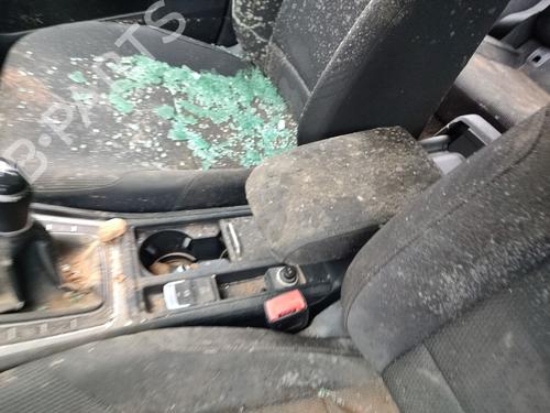Armrest / Center console VW GOLF VII (5G1, BQ1, BE1, BE2) 1.6 TDI | BP29354722I20 