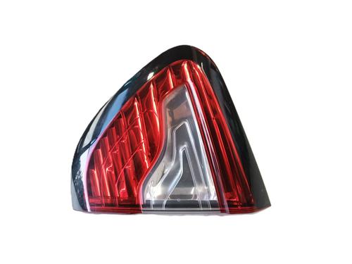 Used Right tailgate light Right tailgate light RENAULT CAPTUR I (J5_, H5_) 1.5 dCi 90 (J5N4, J5M5, J5MW, J5M6, J5AL, J5AJ) (90 hp) 36086133 36086133