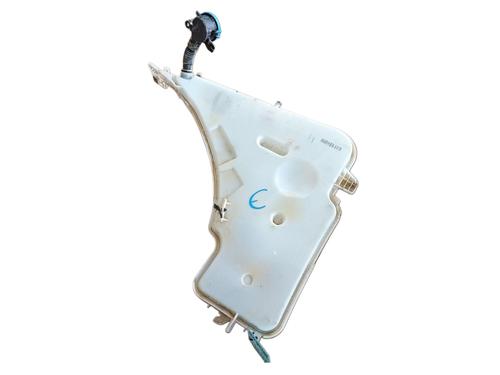 Used Windscreen washer tank BMW 1 (F20) 118 i (136 hp) 29131544