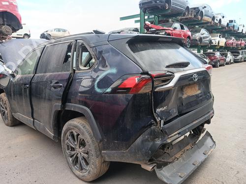 Armrest / Center console TOYOTA RAV 4 V (_A5_, _H5_) 2.5 Hybrid AWD (AXAH54) | BP32502683I20 